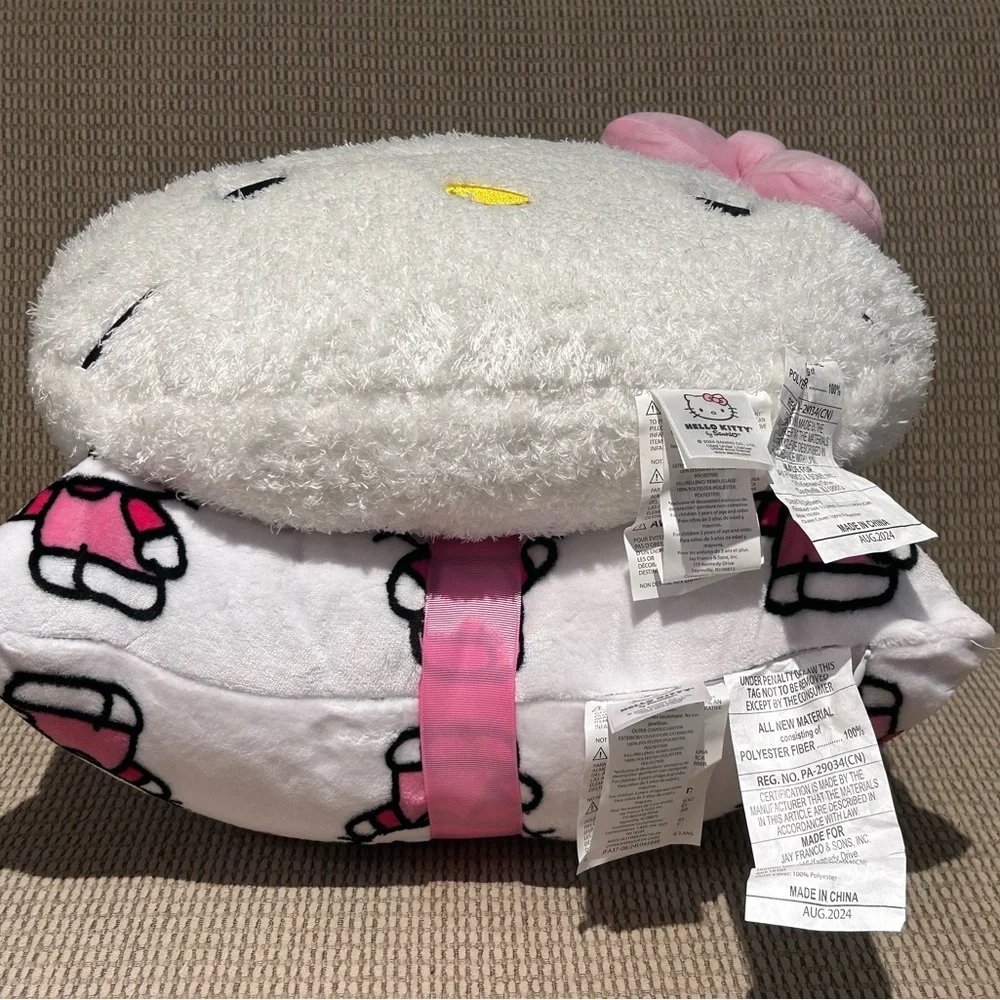 Hello Kitty Pink Daisies And Bows Decorative Pillow Set Made By Sanrio